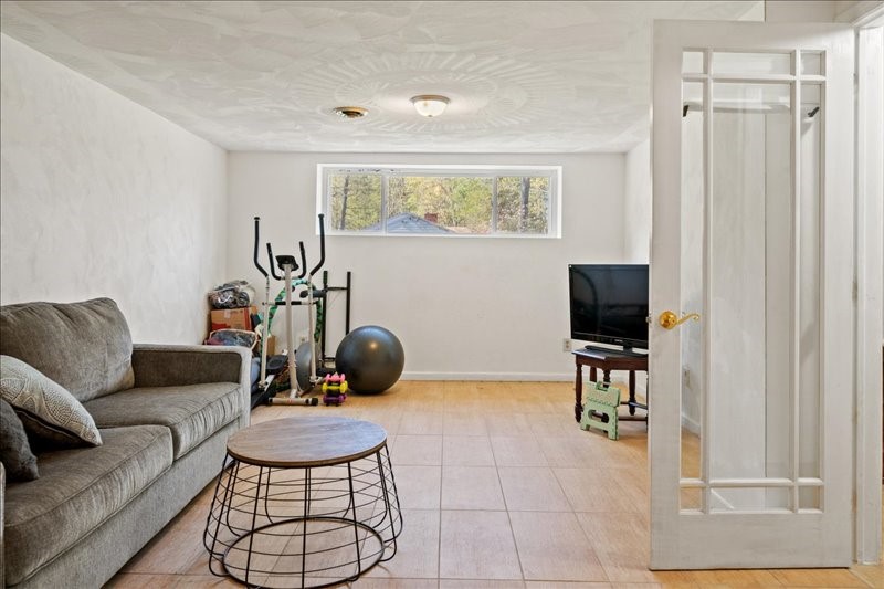26 Winding Lane, Vestal, New York image 31