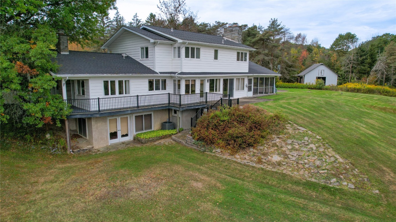 67 West Hill Rd