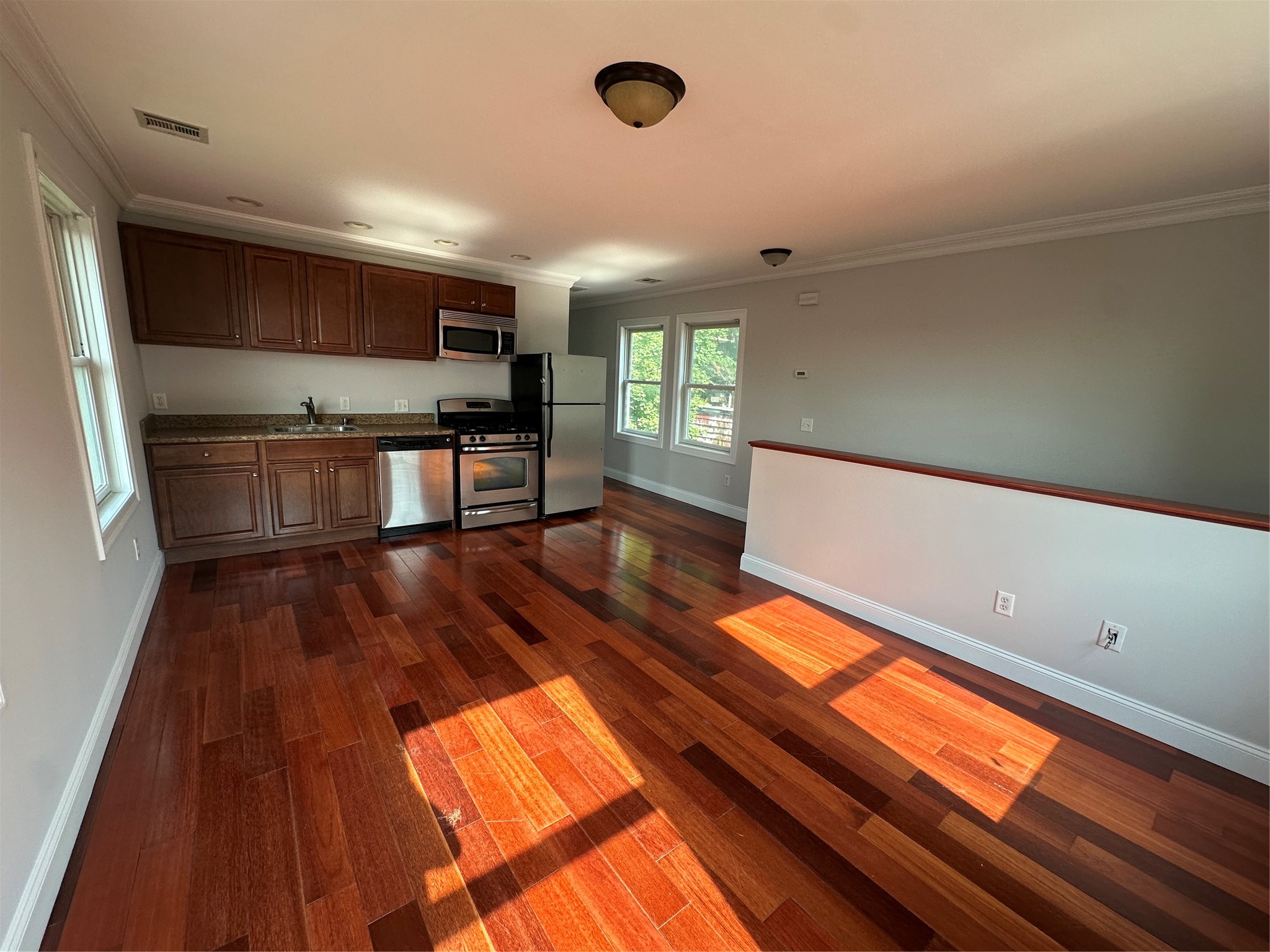 35 Mary Street 2 - Photo 4