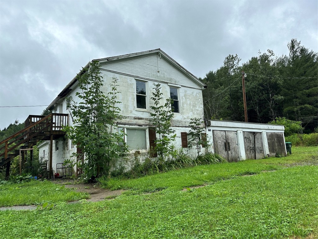 1704-1706 Glenwood Road