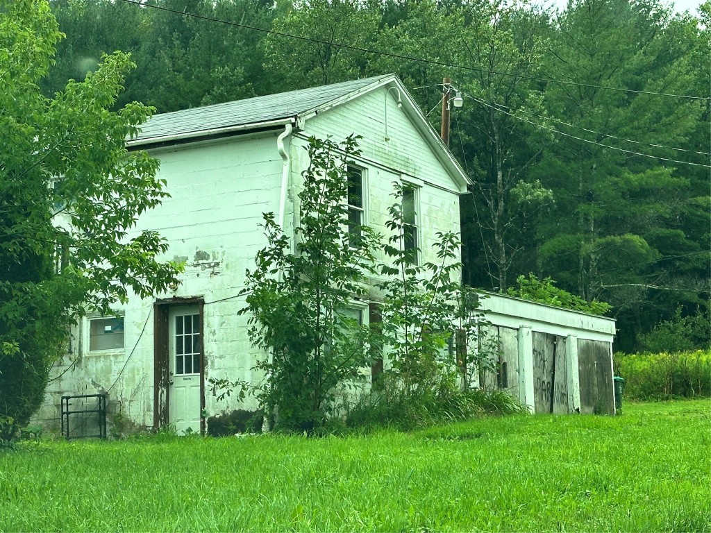 1704-1706 Glenwood Road