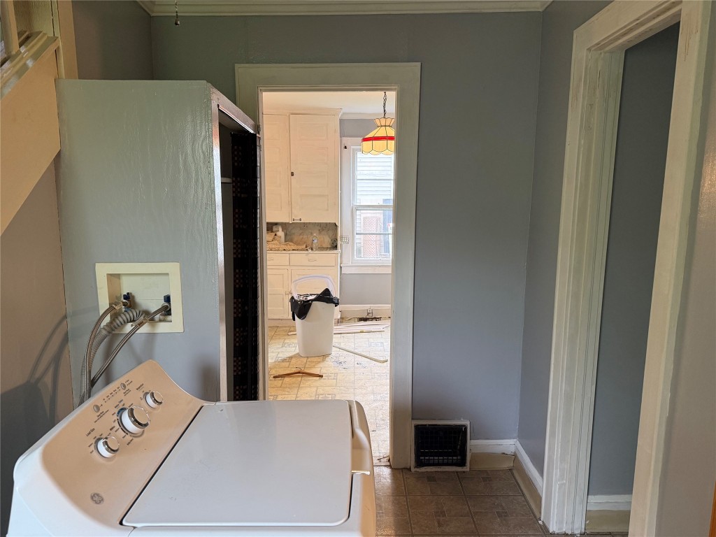17 Onondaga Street, Johnson City, New York image 6