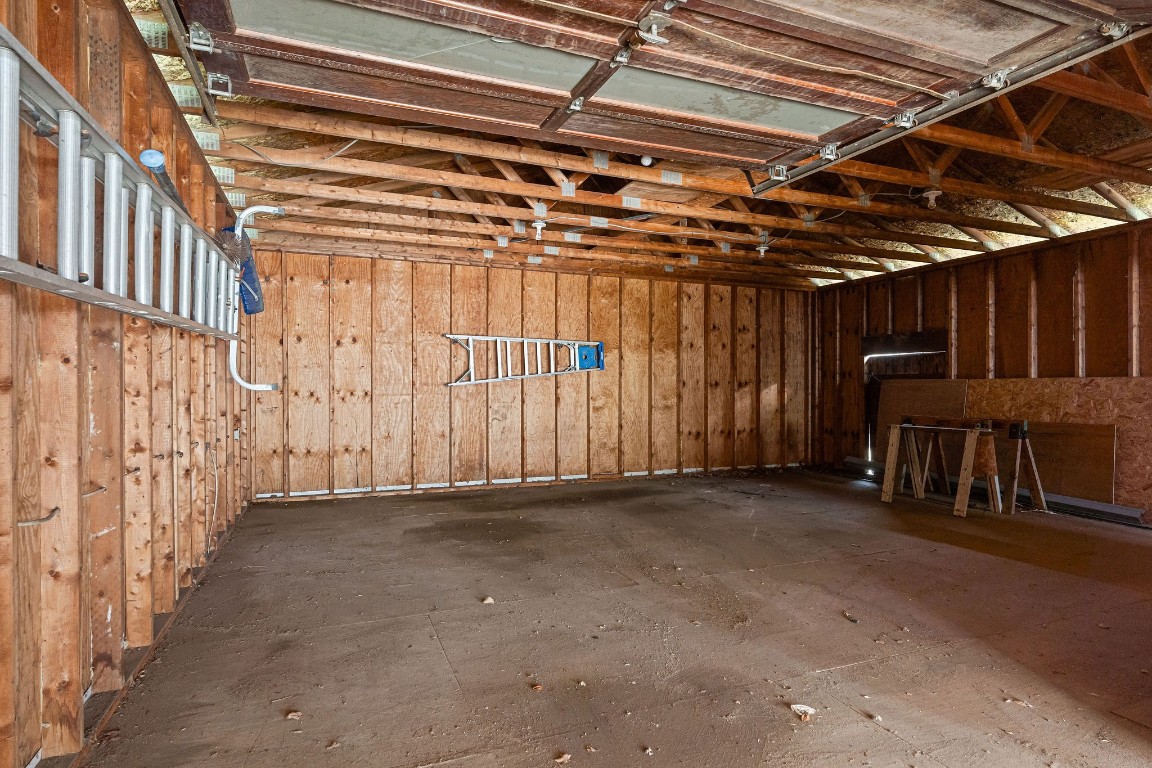 208 Castle Road, Binghamton, New York image 38