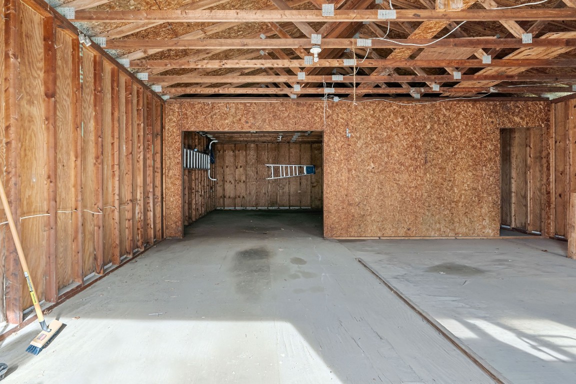 208 Castle Road, Binghamton, New York image 36