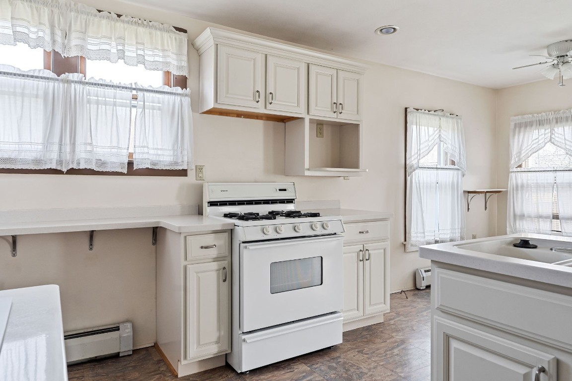 208 Castle Road, Binghamton, New York image 13