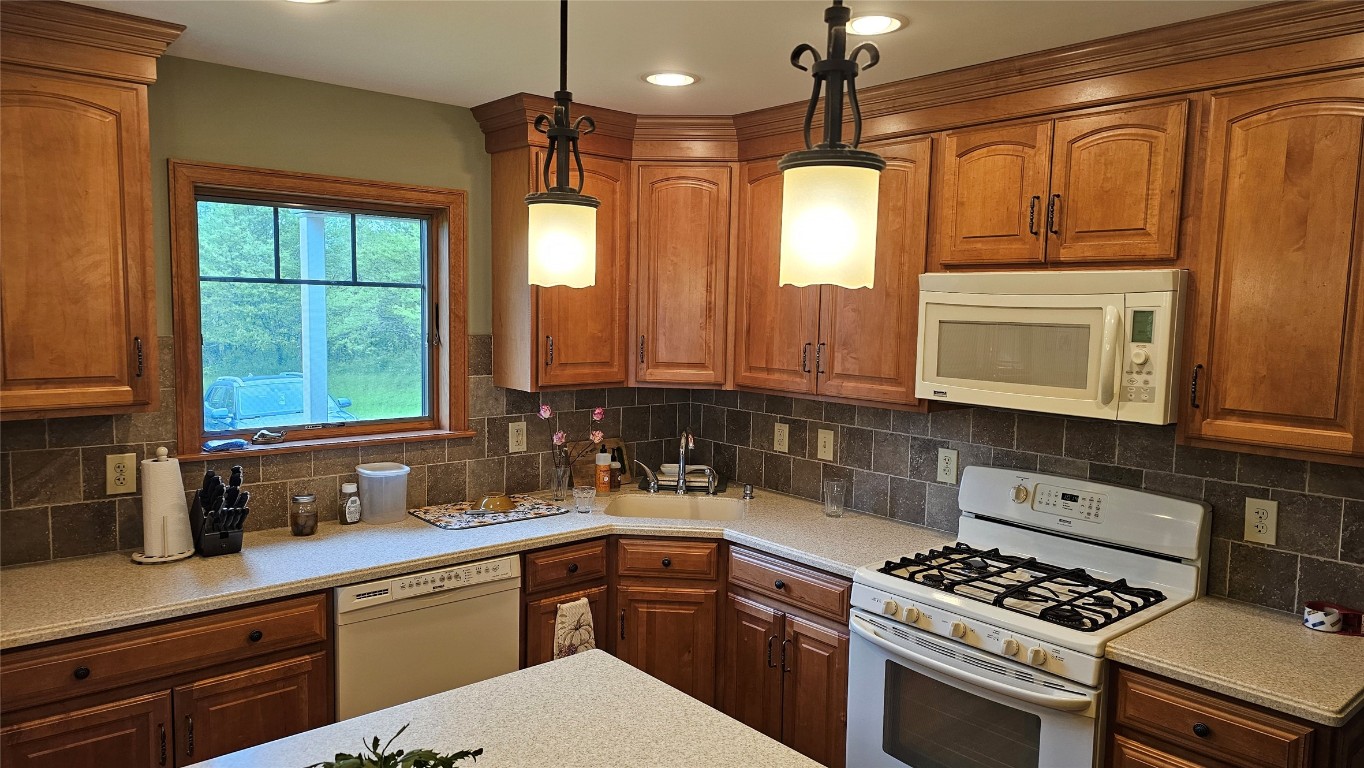 746 Gospel Road, Guilford, New York image 10
