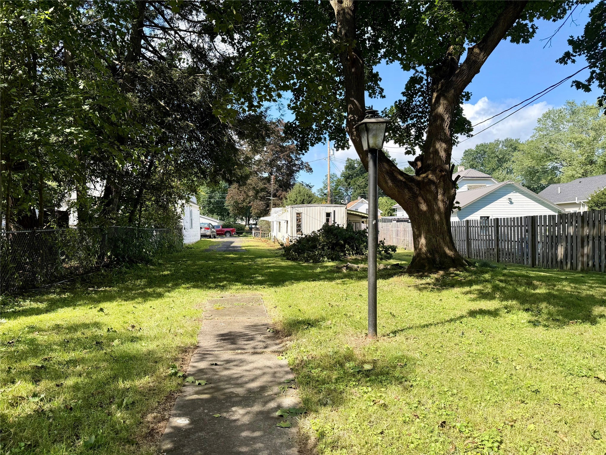 321 Marion Street - Photo 4