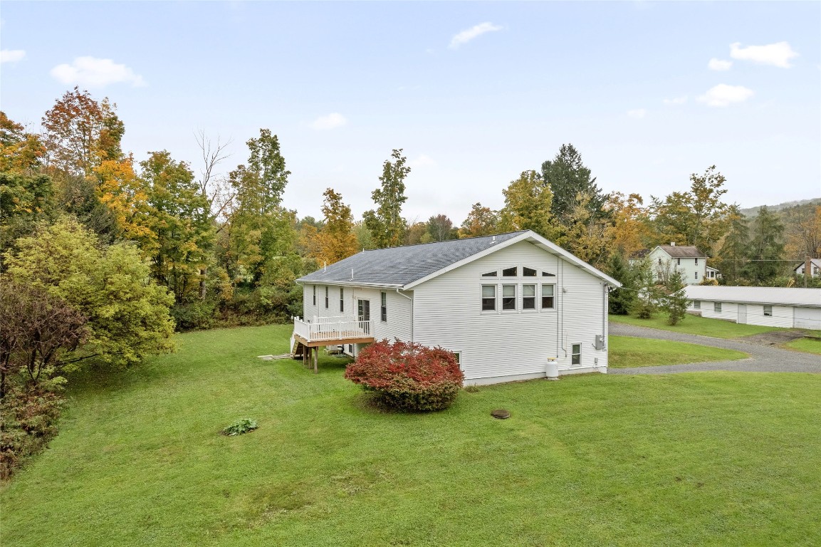 1205 Tracy Road, Vestal, New York image 2