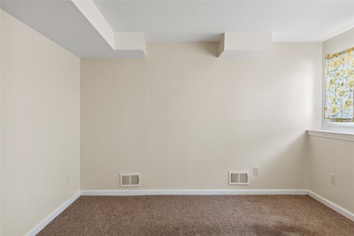 2484 Theresa Boulevard, Binghamton, New York image 11