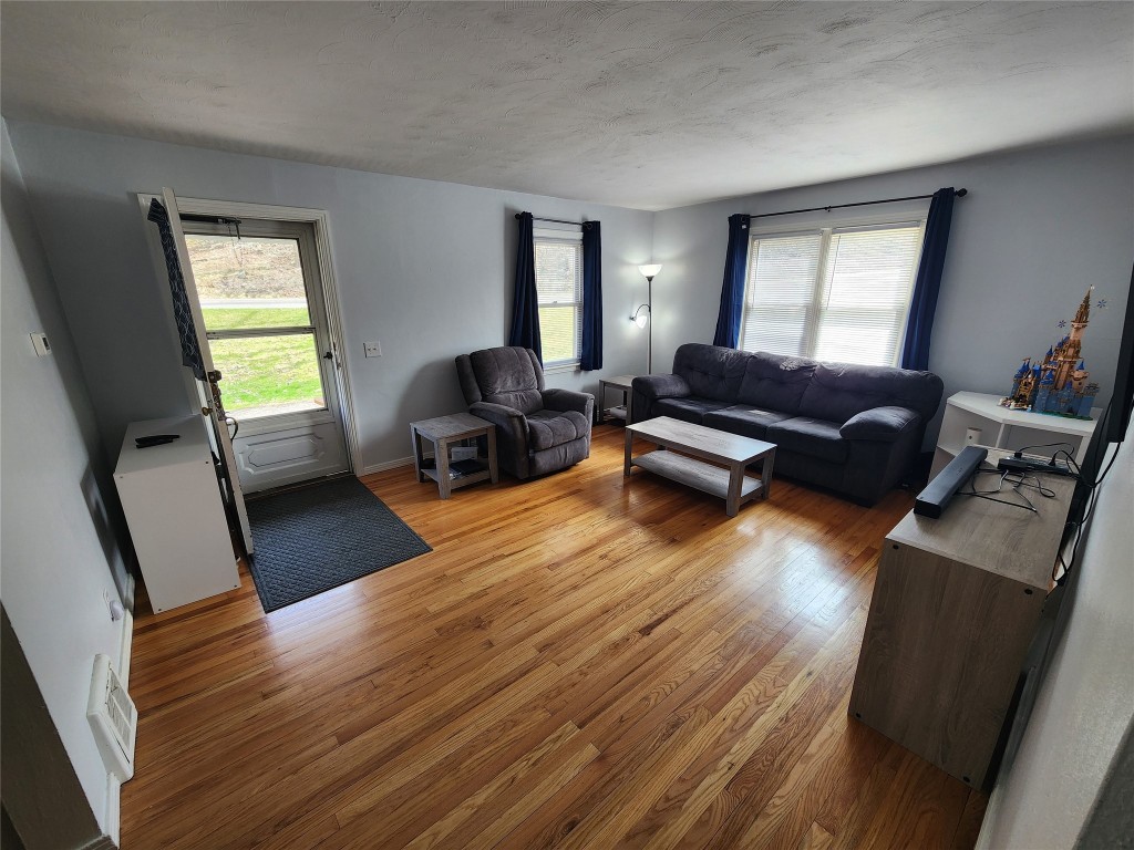 121 Elwell Avenue, Binghamton, New York image 9