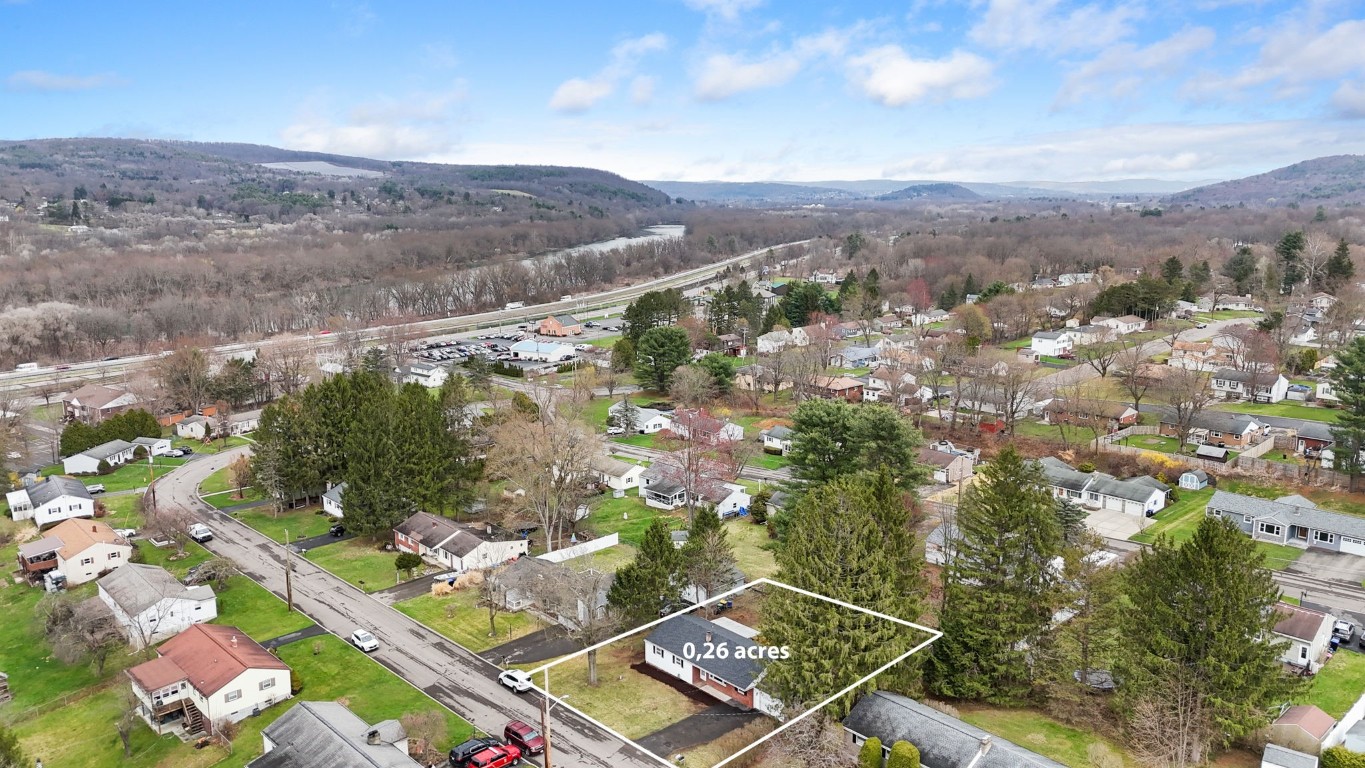 13 Brookside Avenue, Apalachin, New York image 25