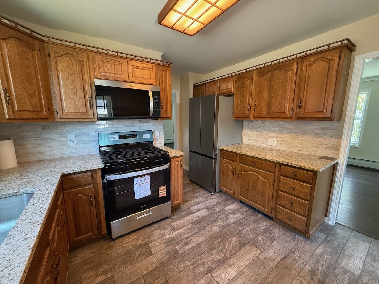 211 N Page Avenue - Photo 4