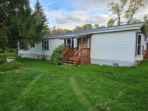Mobile Home For Sale - 89 West Street<br/> New Berlin, NY 13411