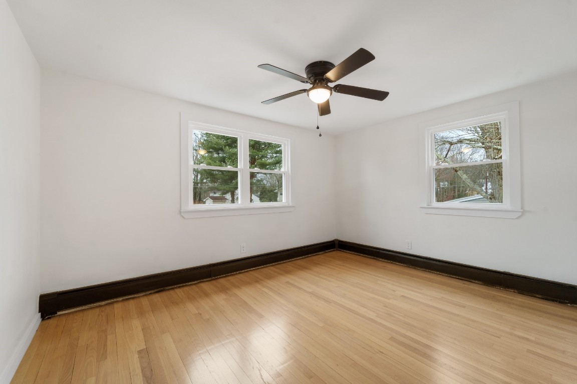 250 Ridgefield Rd, Endicott, New York image 24