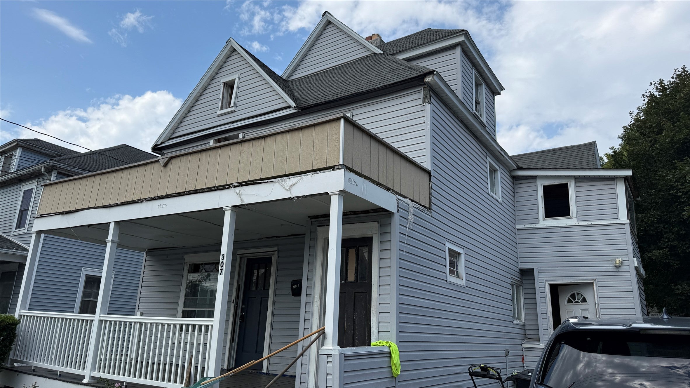 307 E Franklin Street - Photo 2