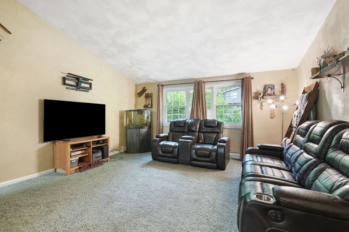 1018 Milan Avenue, Endicott, New York image 7