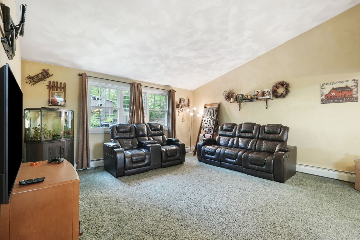1018 Milan Avenue, Endicott, New York image 6