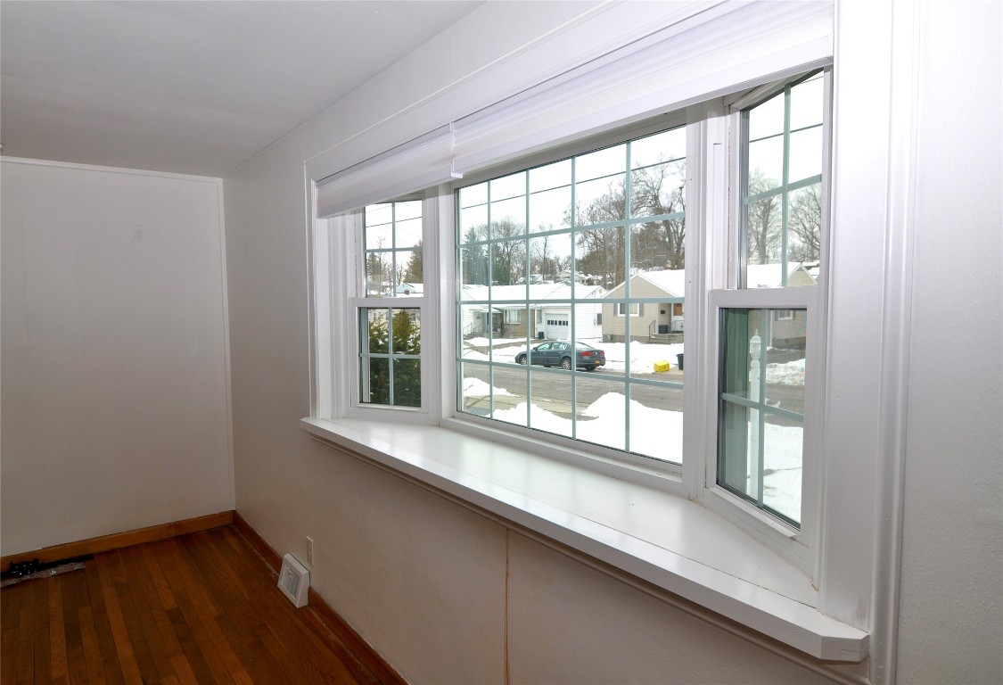 706 Byford Boulevard, Endicott, New York image 6