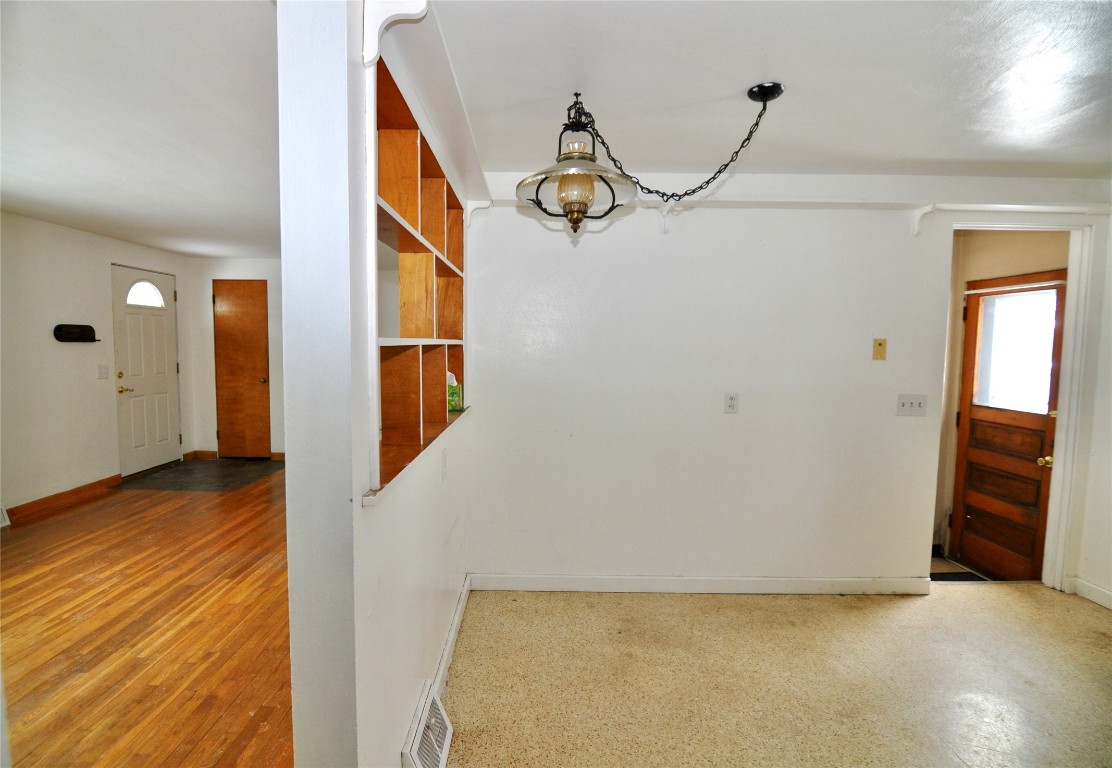706 Byford Boulevard, Endicott, New York image 10