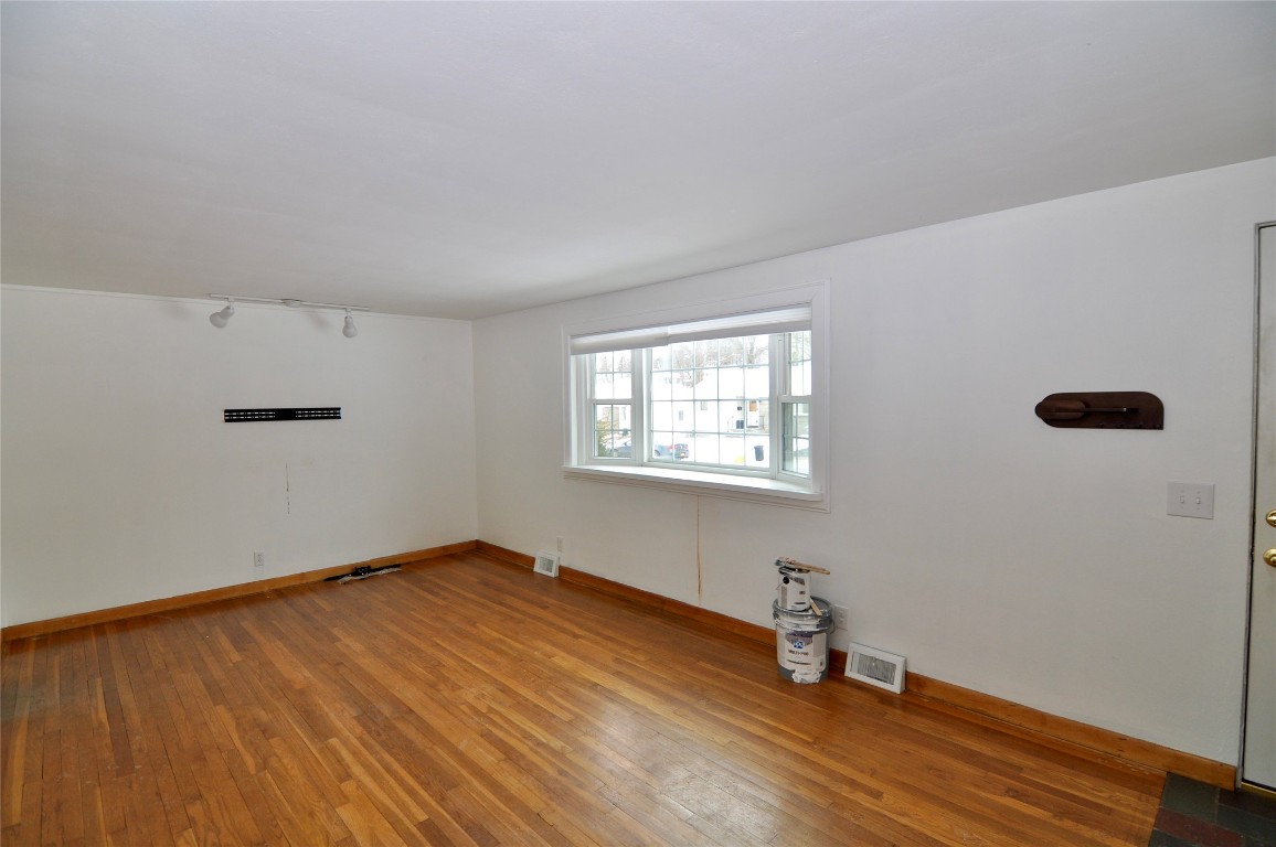 706 Byford Boulevard, Endicott, New York image 4