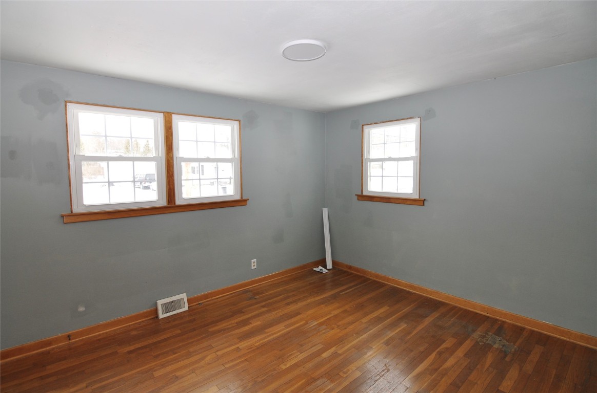 706 Byford Boulevard, Endicott, New York image 15