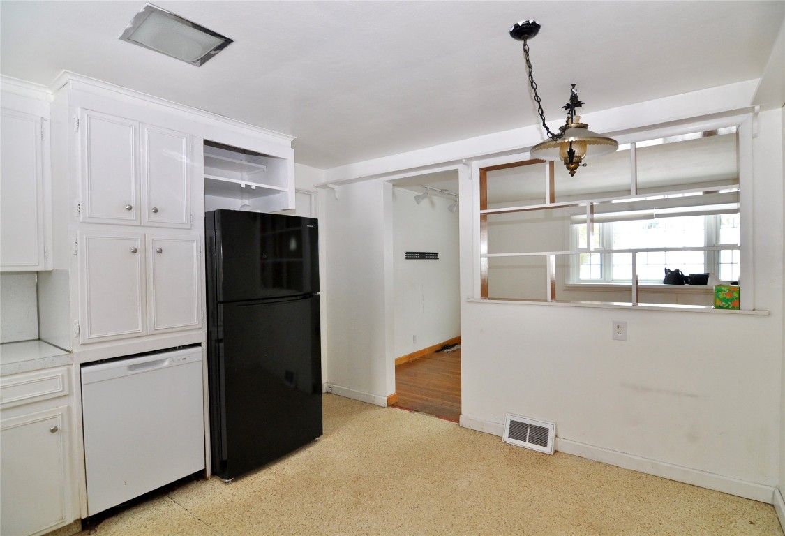 706 Byford Boulevard, Endicott, New York image 12