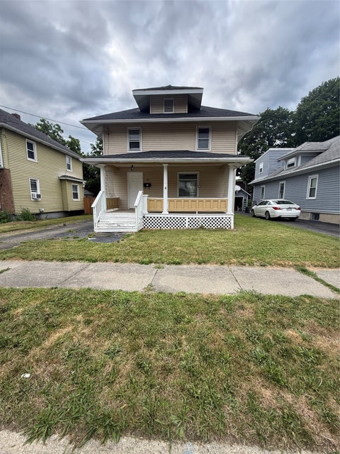 Photo for 107 W Franklin Street