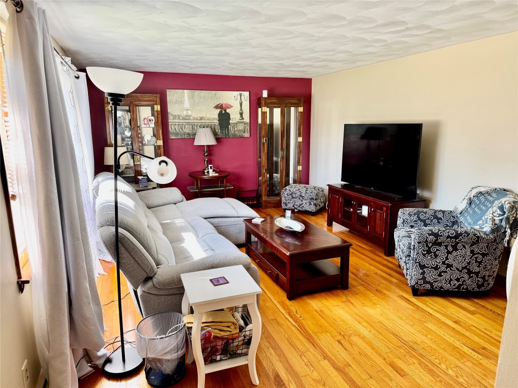 738 Forest Hill Road
