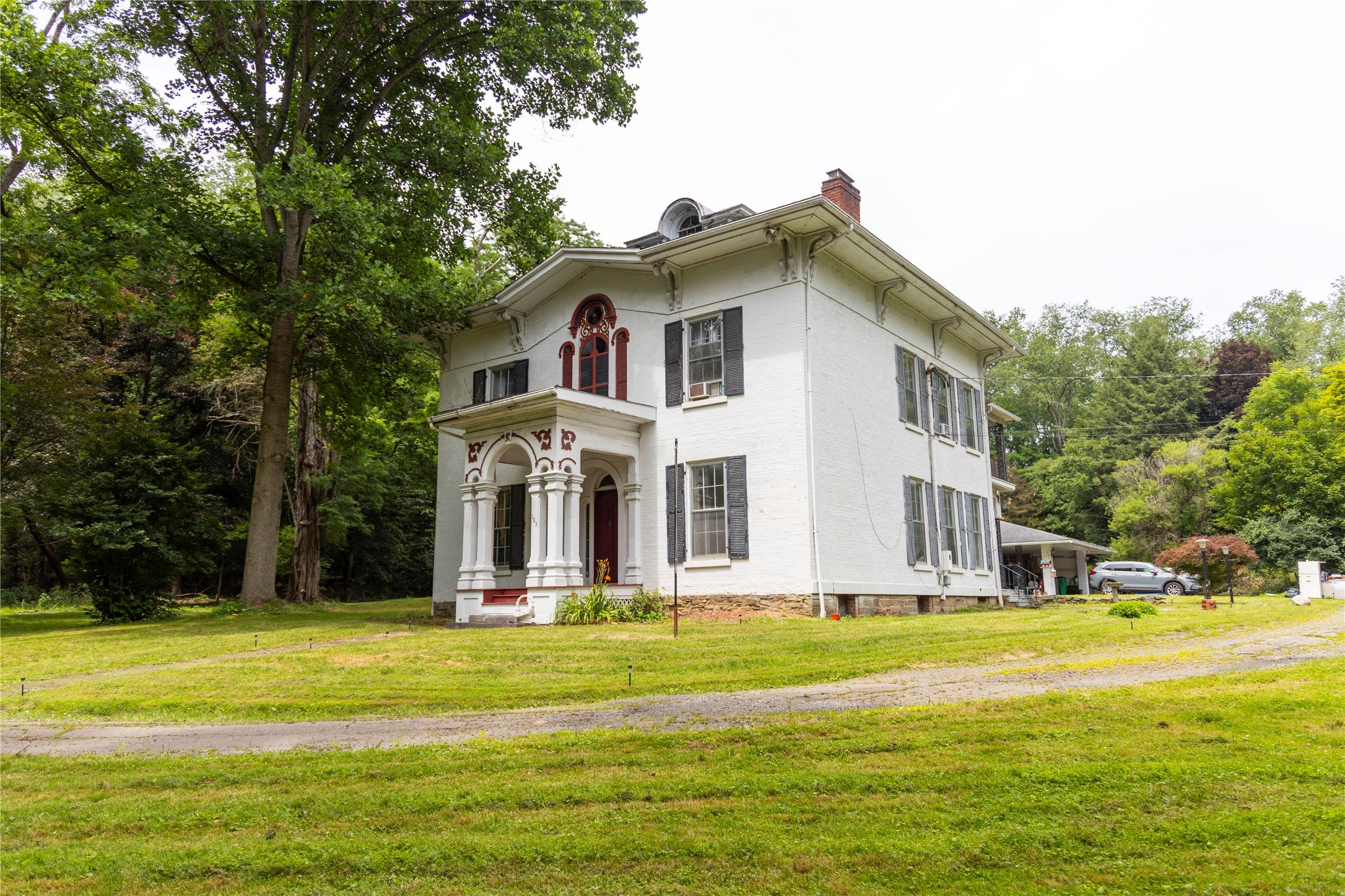 105 Chemung St - Photo 4