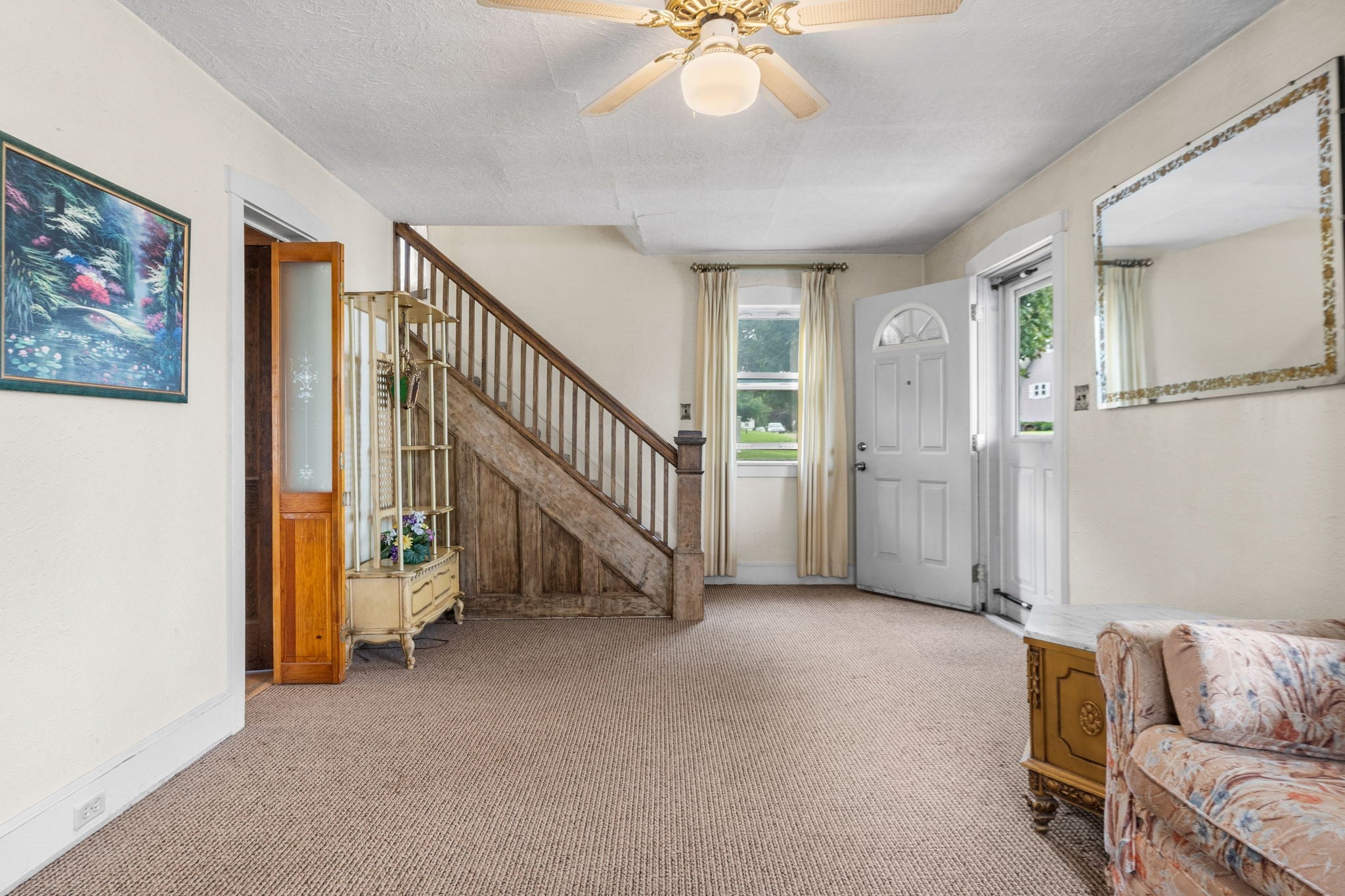 303 Marion Avenue - Photo 3