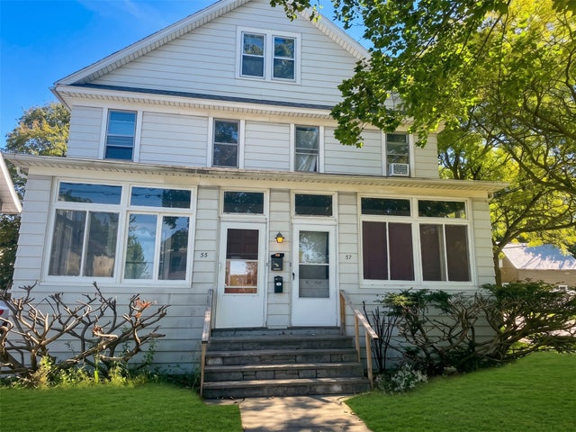 55 Tompkins St