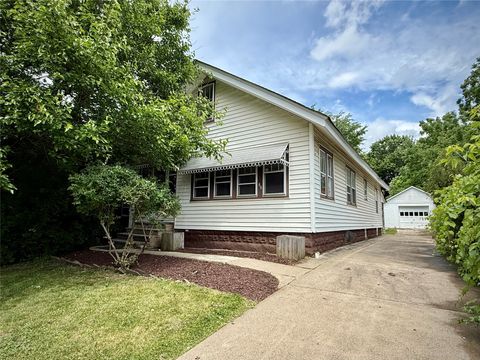 Homes For Sale - 69 Floral Avenue<br/> Johnson City, SC 13790