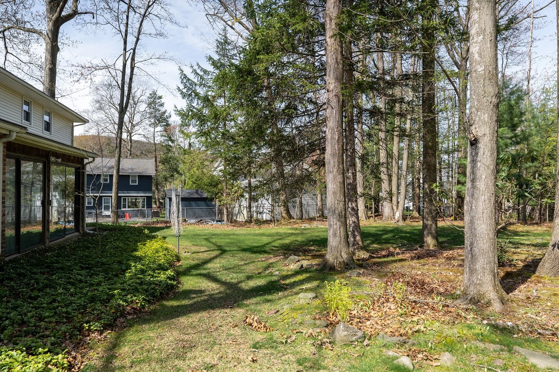 2621 Stamford Drive, Vestal, New York image 26