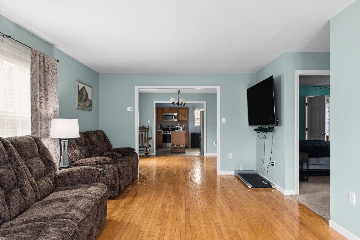 925 Vestal Road, Vestal, New York image 9