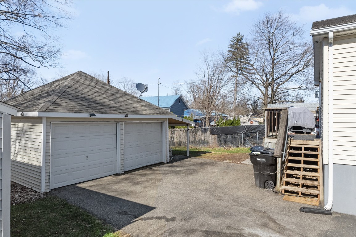 925 Vestal Road, Vestal, New York image 5