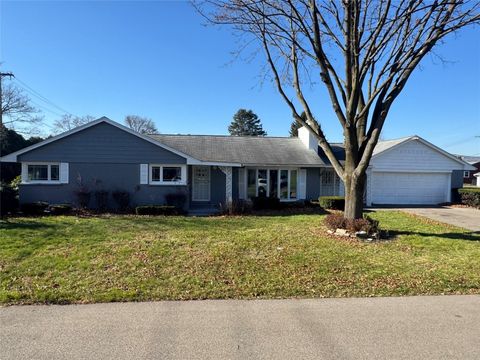 124 Eldredge Drive Vestal NY 13850