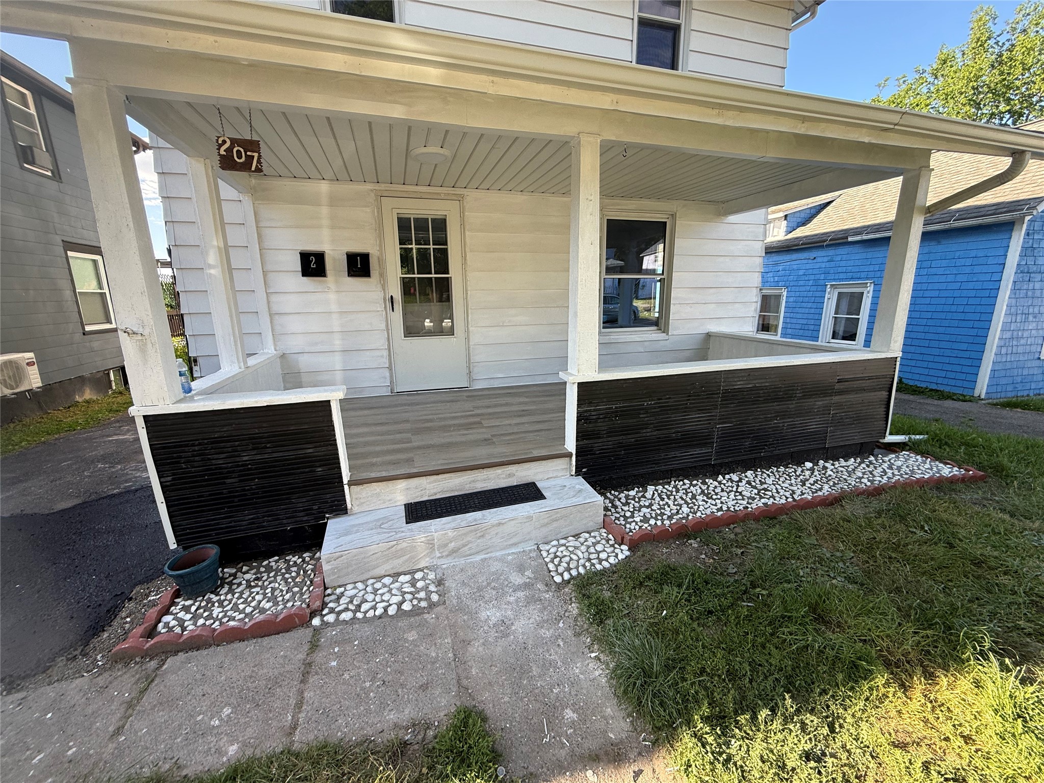 207 Prospect Street