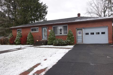 113 Richards Avenue Vestal NY 13850