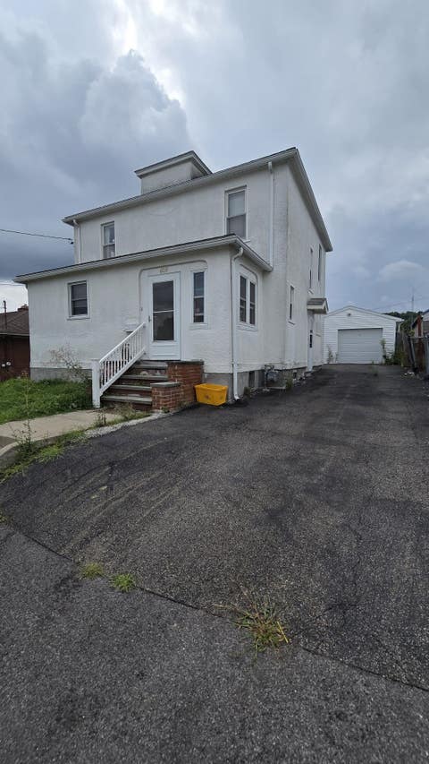 Homes For Rent - 609 Oak Hill Ave Ave<br/> Endicott, NY 13760