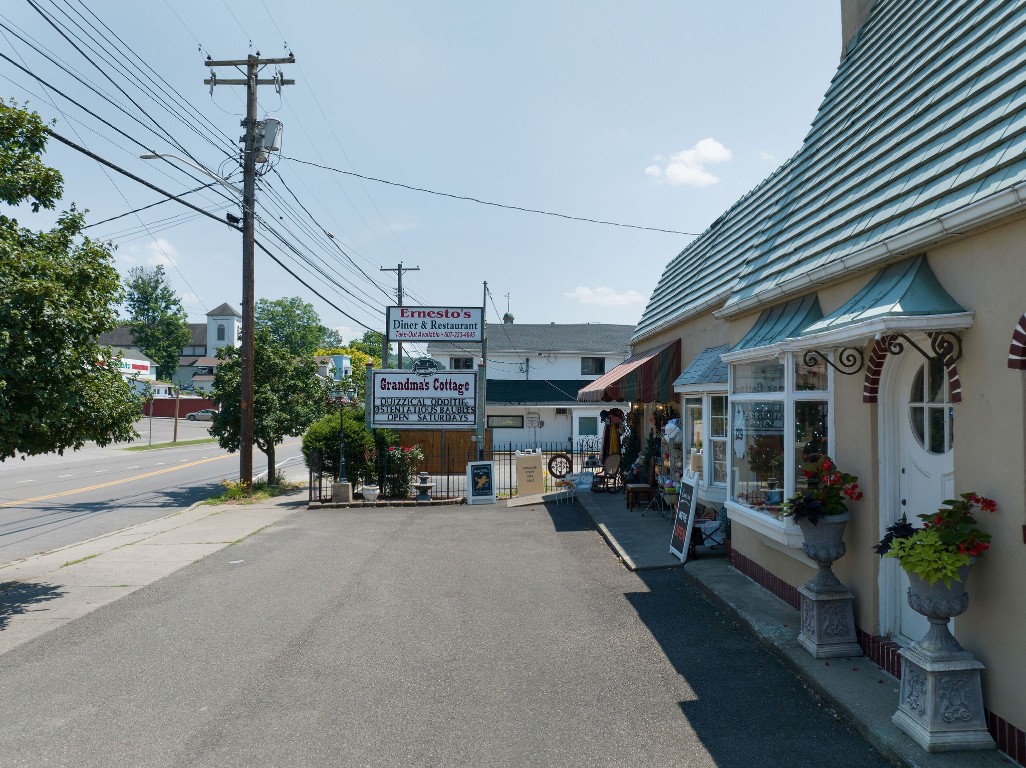 129 North Avenue