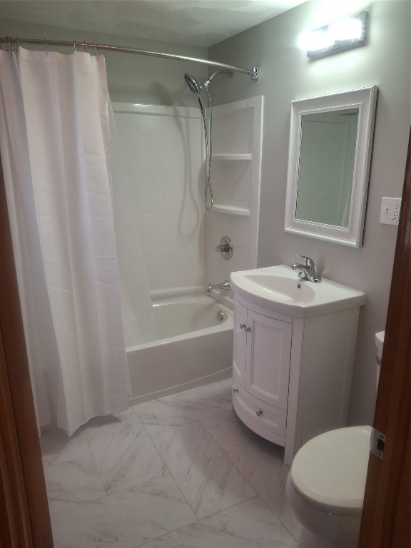 215 Wilson Ave, Endwell, New York image 12