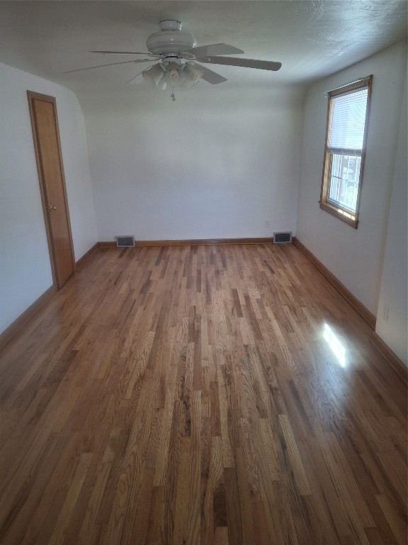 215 Wilson Ave, Endwell, New York image 11