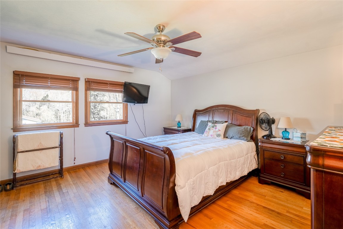 1912 Clover Drive, Vestal, New York image 18