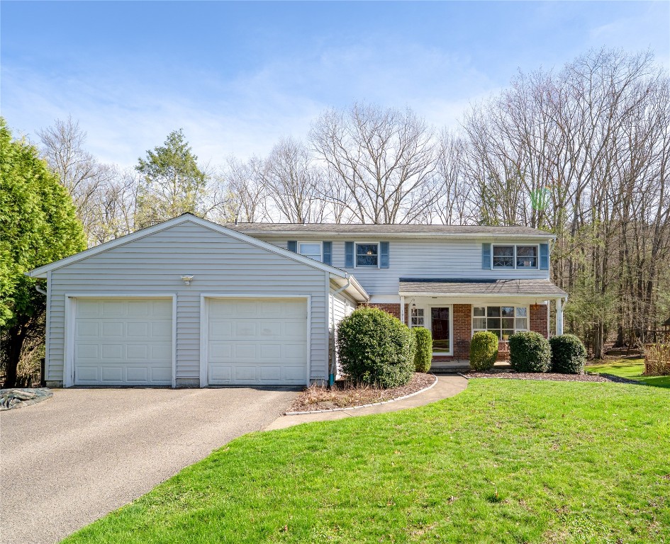 1912 Clover Drive, Vestal, New York image 1