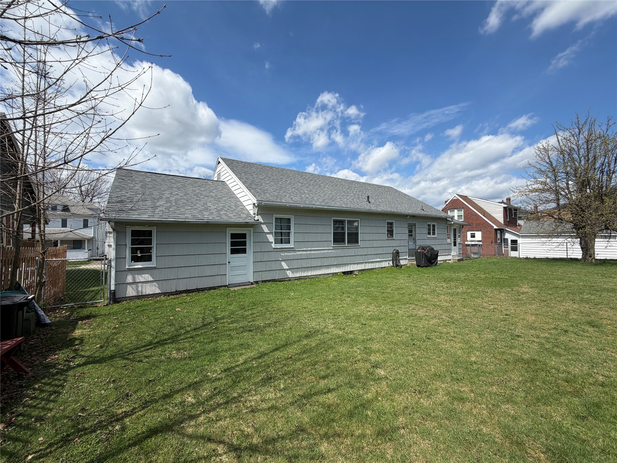 112 Mason Ave - Photo 3