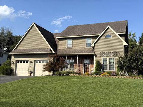 Homes For Sale - 2621 Rustic Road<br/> Endicott, NY 13760