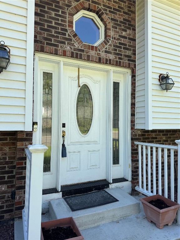 829 Rosewood Terrace, Endwell, New York image 2