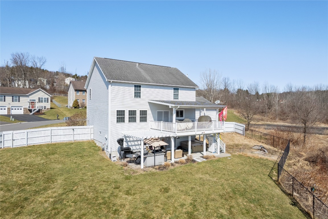 924 Anne Lane, Endicott, New York image 4