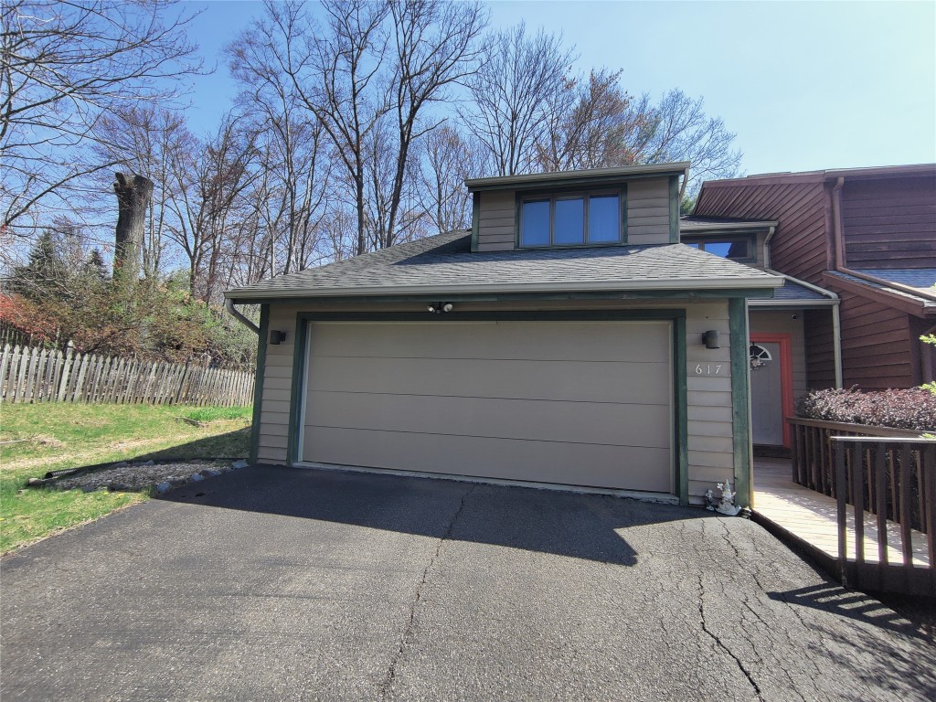 617 Country Road, Vestal, New York image 1