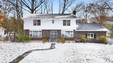 432 Robin Lane Vestal NY 13850